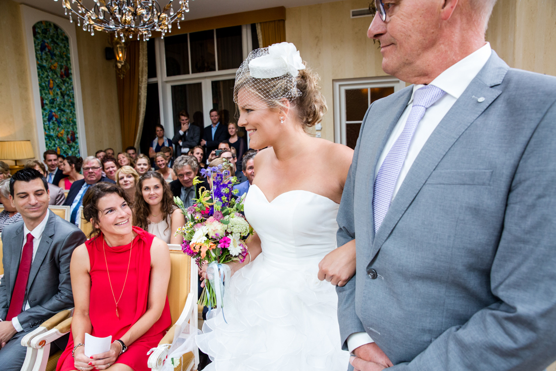 Roy en Tamara, trouwreportage, bruidsfotografie, Vriezenveen, trouwen, hotel huis Vermeer, Deventer