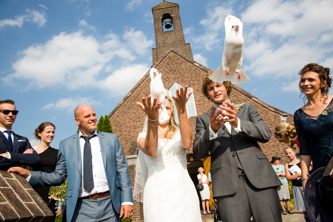 trouwreportage, bruidsfotografie, juliantien, Eliza en Clarissa, trouwen, Twenterand, Vriezenveen, Overijssel, september,